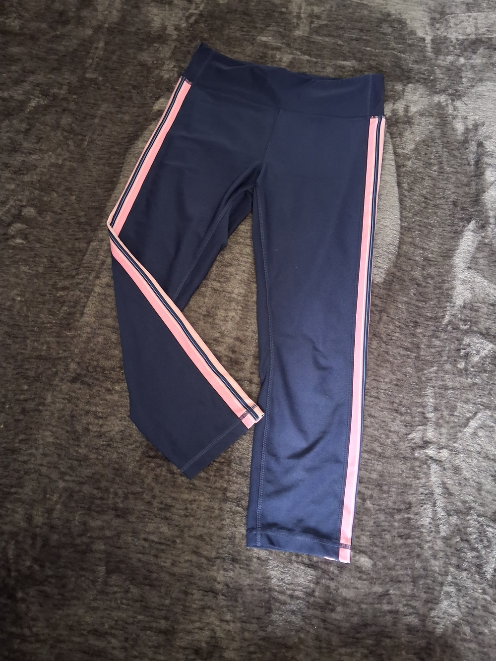 dip Workout/Athletic Navy Blue Capri Leggings Pink Side Stripes Size M